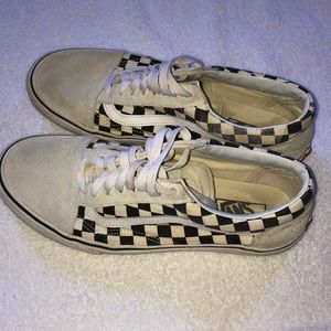 size 10 mens checkered vans